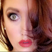 SoCal Val Naakt