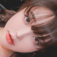 Son Ye Eun Naakt