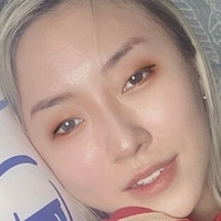 Stella Chu Naakt