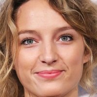 Stéphanie Crayencour Naakt