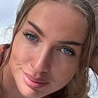 Theaspen London Naakt