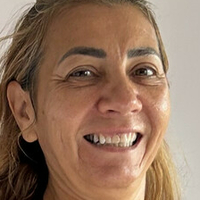 Vian Aziz Naakt