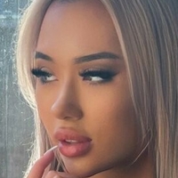 Victoria Mezei Naakt