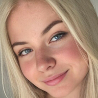 Viktoria König Naakt