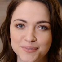 Violett Beane Naakt