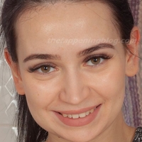 Yassa Mare Naakt