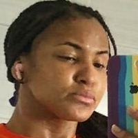 Yina Hernandez Naakt