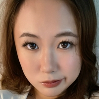Yunalee99 Naakt