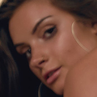 Zoe Wild Naakt